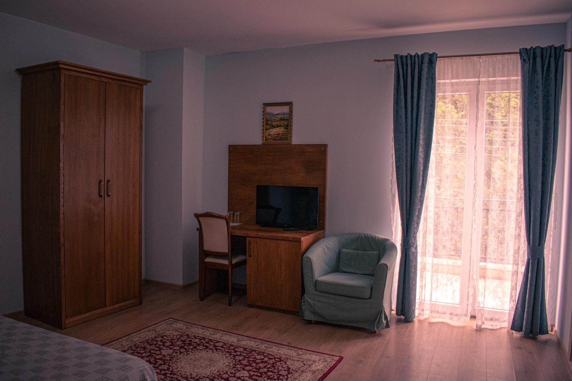 Aleksion Palace Hotel
